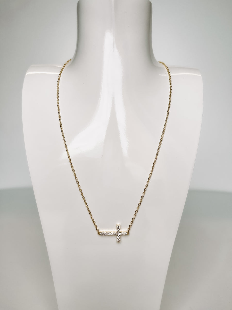 gold cross pendant necklace 